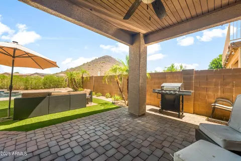1812 E Parkside Ln E, Phoenix, AZ 85024 photo 5