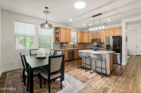 1812 E Parkside Ln E, Phoenix, AZ 85024 photo 13