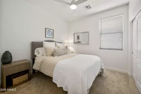 1812 E Parkside Ln E, Phoenix, AZ 85024 photo 24