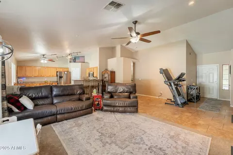 823 N 81st St, Mesa, AZ 85207 photo 6