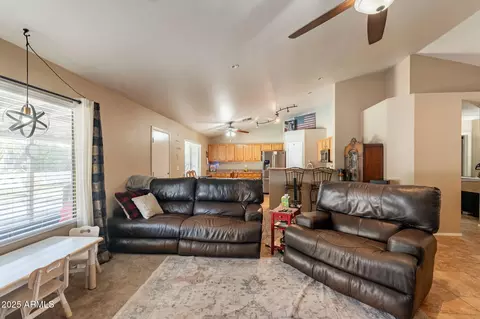 823 N 81st St, Mesa, AZ 85207 photo 7