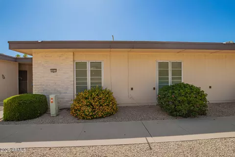 14011 N Palm Ridge Dr W, Sun City, AZ 85351