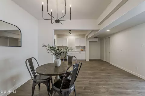 Dining - 1616 E Pecan Rd, Phoenix, AZ 85040 photo 5 of 5