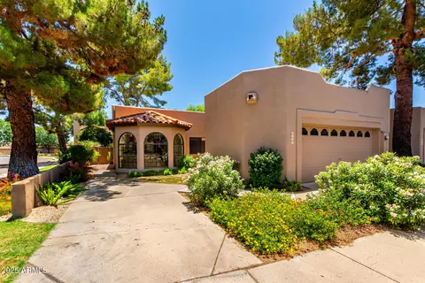 4135 E Altadena Ave, Phoenix, AZ 85028