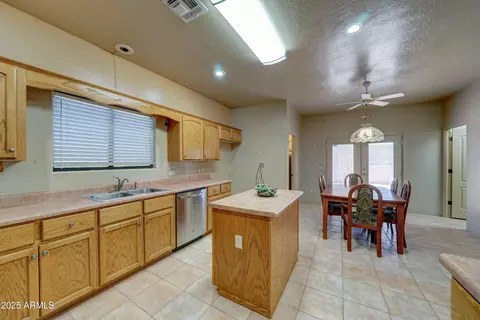 14 E Kaniksu St, Apache Junction, AZ 85119 photo 10