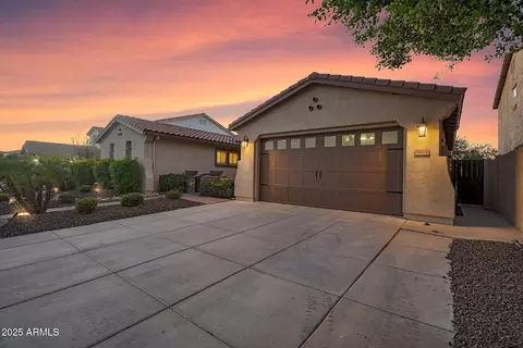 Exterior - 3414 E Virgil Dr, Gilbert, AZ 85298 photo 17 of 27