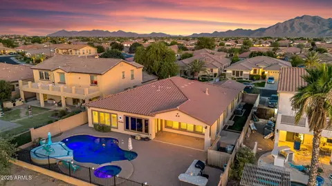 View/Area - 3414 E Virgil Dr, Gilbert, AZ 85298 photo 2 of 25