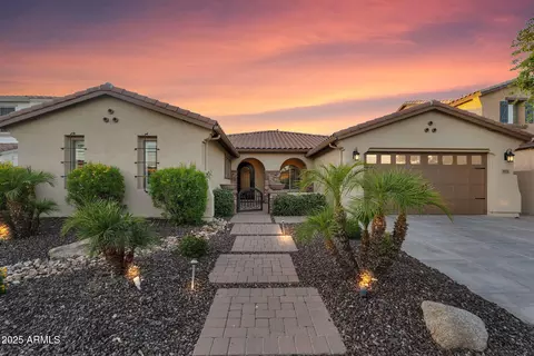 Exterior - 3414 E Virgil Dr, Gilbert, AZ 85298 photo 13 of 27
