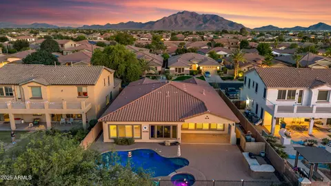 View/Area - 3414 E Virgil Dr, Gilbert, AZ 85298 photo 3 of 25