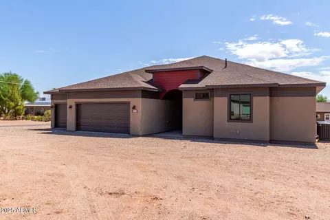 2009 S Raindance Rd, Apache Junction, AZ 85119 photo 2
