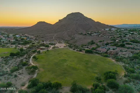 View/Area - 1935 E Seminole Dr, Phoenix, AZ 85022 photo 12 of 14