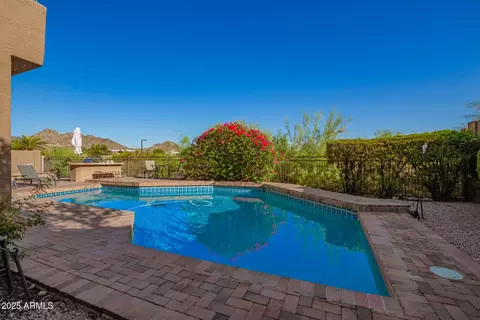 Exterior - 1935 E Seminole Dr, Phoenix, AZ 85022 photo 8 of 20