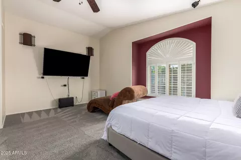 Bedroom - 1935 E Seminole Dr, Phoenix, AZ 85022 photo 2 of 7