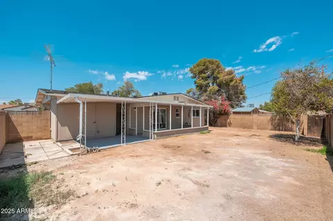 Exterior - 2331 E Delgado St, Phoenix, AZ 85022 photo 4 of 8