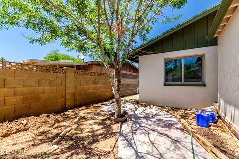 Exterior - 1509 E Verlea Dr, Tempe, AZ 85282 photo 6 of 7