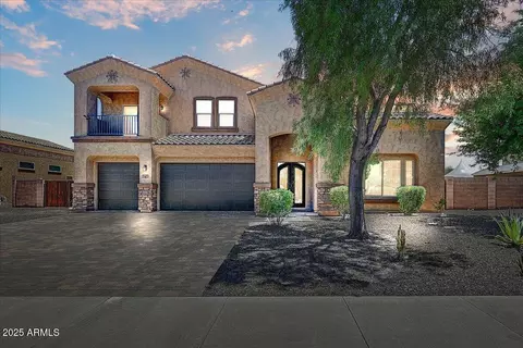 18207 W Sells Dr, Goodyear, AZ 85395