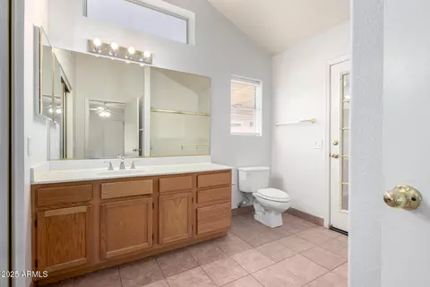 Bath - 4336 E Aspen Ave, Mesa, AZ 85201 photo 1 of 4
