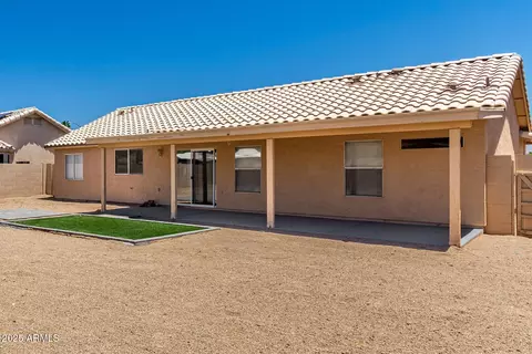 Exterior - 19802 N 3rd Ave, Phoenix, AZ 85027 photo 6 of 11