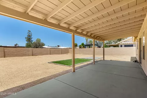 Exterior - 19802 N 3rd Ave, Phoenix, AZ 85027 photo 7 of 11