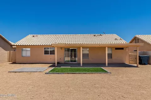 Exterior - 19802 N 3rd Ave, Phoenix, AZ 85027 photo 1 of 11