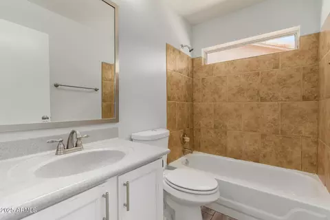 Bath - 19802 N 3rd Ave, Phoenix, AZ 85027 photo 1 of 2