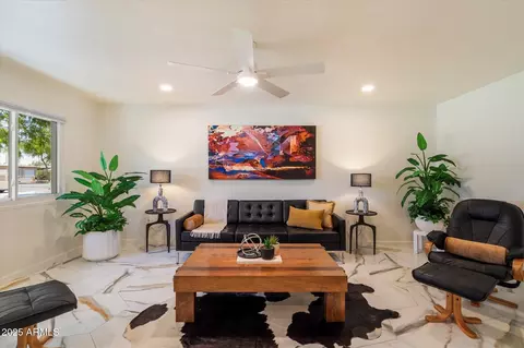 10305 W Campana Dr, Sun City, AZ 85351