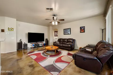Living - 3147 E Vallejo Dr, Gilbert, AZ 85298 photo 2 of 11