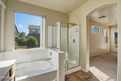 Bath - 3147 E Vallejo Dr, Gilbert, AZ 85298 photo 6 of 6
