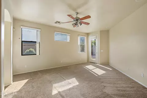 Living - 3147 E Vallejo Dr, Gilbert, AZ 85298 photo 11 of 11