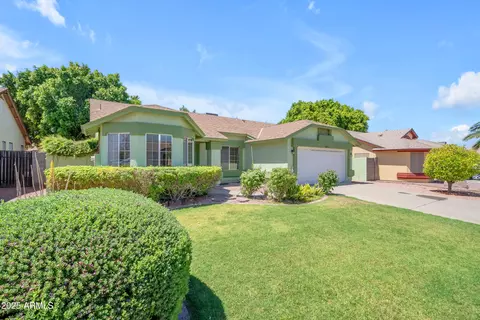 6247 E Colby St, Mesa, AZ 85205 photo 2