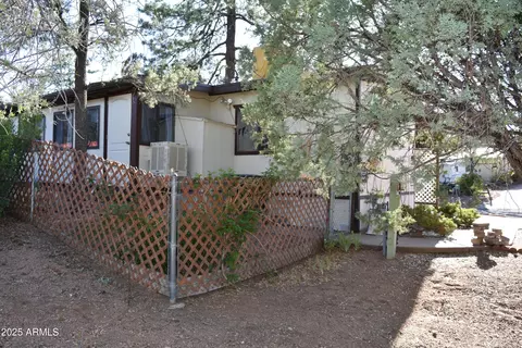 Exterior - 401 E Timber Dr, Payson, AZ 85541 photo 2 of 12