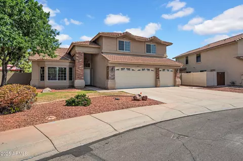 1831 W Armstrong Way, Chandler, AZ 85286