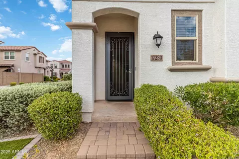 17230 N 9th Pl, Phoenix, AZ 85022 photo 10