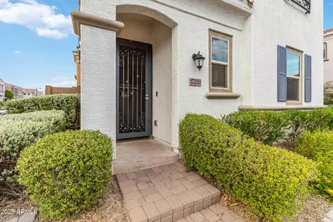 17230 N 9th Pl, Phoenix, AZ 85022 photo 9