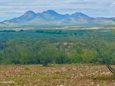 tbd Lonely Dove Pl 823 Acres -- #11, Huachuca City, AZ 85616