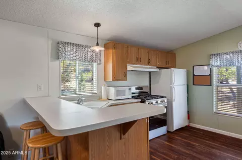 3641 Stagecoach Rd, Overgaard, AZ 85933 photo 11