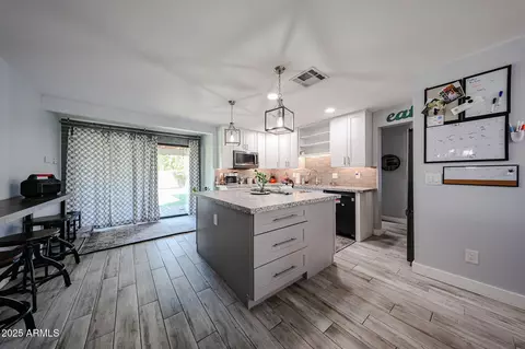 Kitchen - 4755 E Gary St, Mesa, AZ 85205 photo 1 of 8