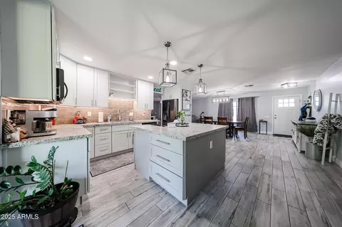 Kitchen - 4755 E Gary St, Mesa, AZ 85205 photo 4 of 8