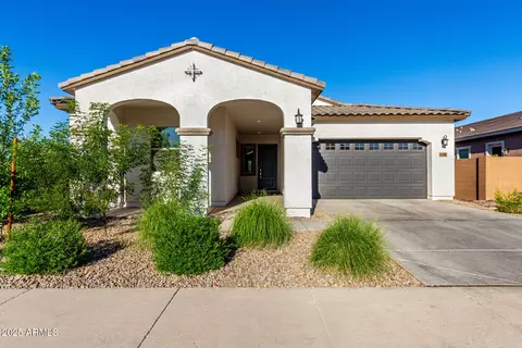 531 S Owl Dr, Gilbert, AZ 85296