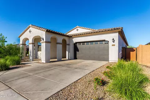 Exterior - 531 S Owl Dr, Gilbert, AZ 85296 photo 6 of 6