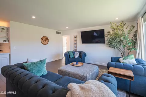 Living - 1909 E Bethany Home Rd, Phoenix, AZ 85016 photo 1 of 7