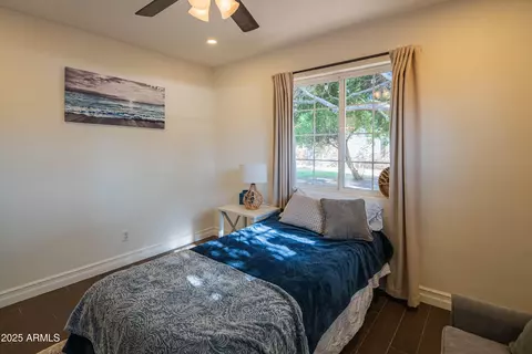 Bedroom - 1909 E Bethany Home Rd, Phoenix, AZ 85016 photo 5 of 5
