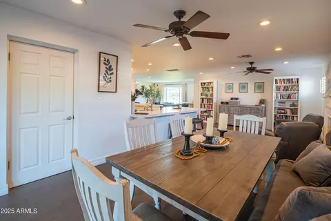 Dining - 1909 E Bethany Home Rd, Phoenix, AZ 85016 photo 2 of 2