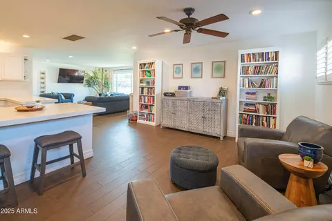Living - 1909 E Bethany Home Rd, Phoenix, AZ 85016 photo 7 of 7