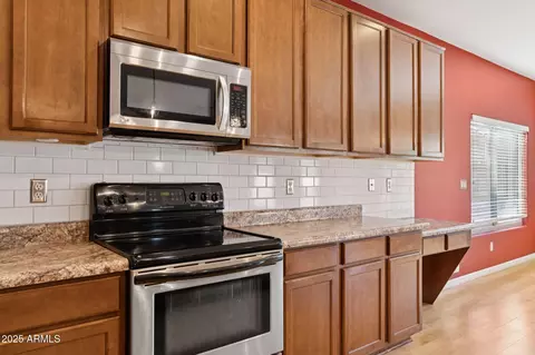 Kitchen - 1506 E Branham Ln, Phoenix, AZ 85042 photo 2 of 2
