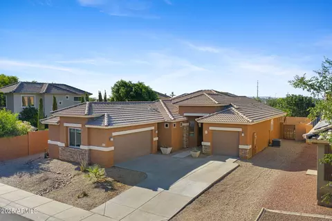 1506 E Branham Ln, Phoenix, AZ 85042