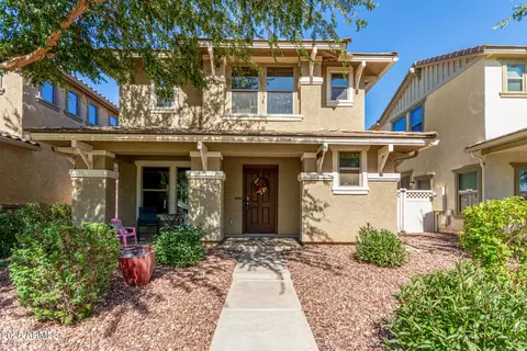 942 S Deerfield Ln, Gilbert, AZ 85296