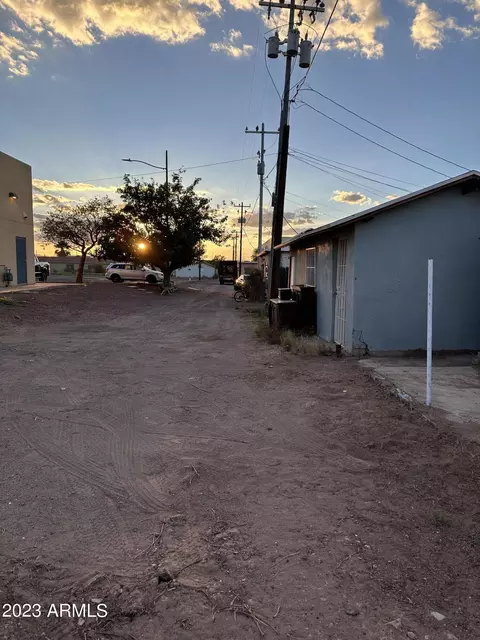 313 E 16th St, Douglas, AZ 85607 photo 9