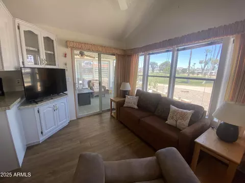 2290 S Seminole Dr, Apache Junction, AZ 85119 photo 4