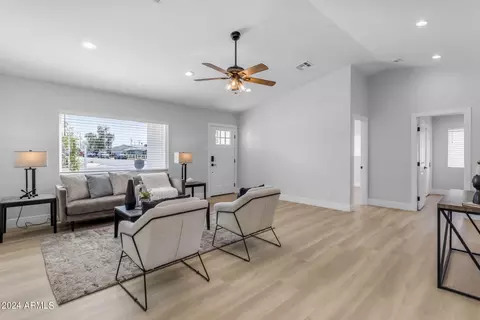 2402 N 15th St, Phoenix, AZ 85006 photo 7